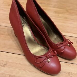 Naturalizer Red Heeled Shoes with Bow